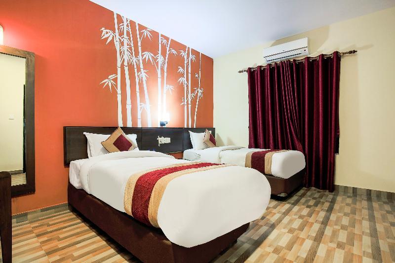 Vision Safari Pvt Ltd Hotel Sauraha Bagian luar foto